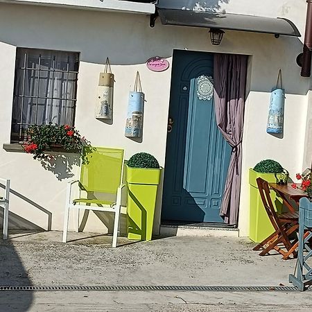 Lo Scrigno Di Simon Acomodação com café da manhã Senigália Exterior foto